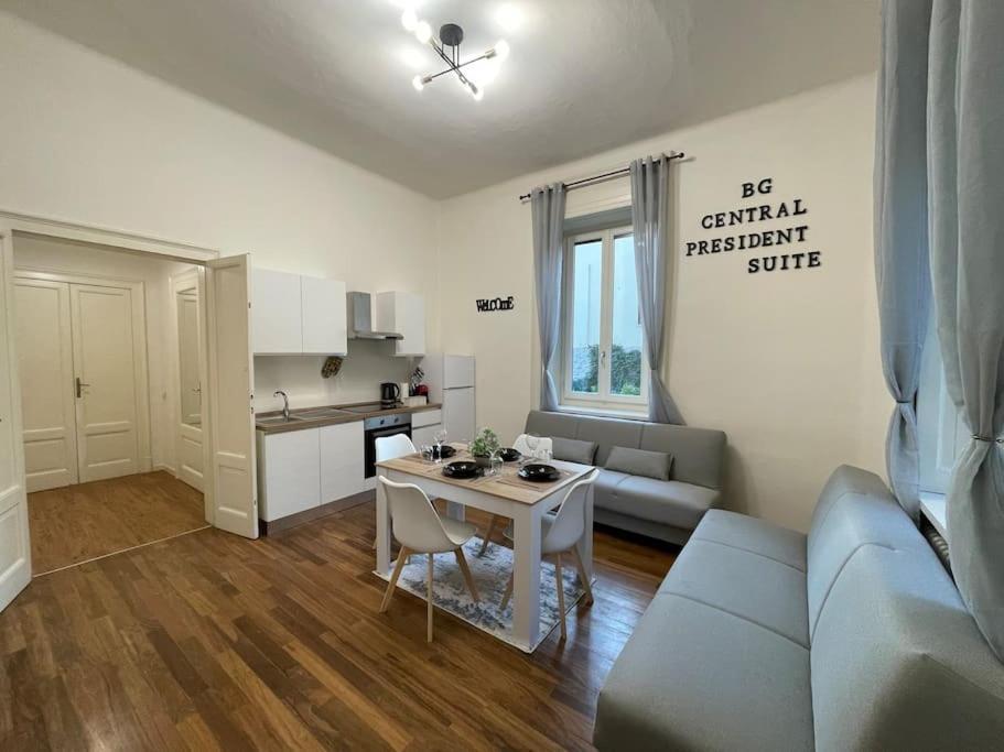 Bg Central President Suite Con Parcheggio - Vista Citta Alta Bergamo Exterior photo